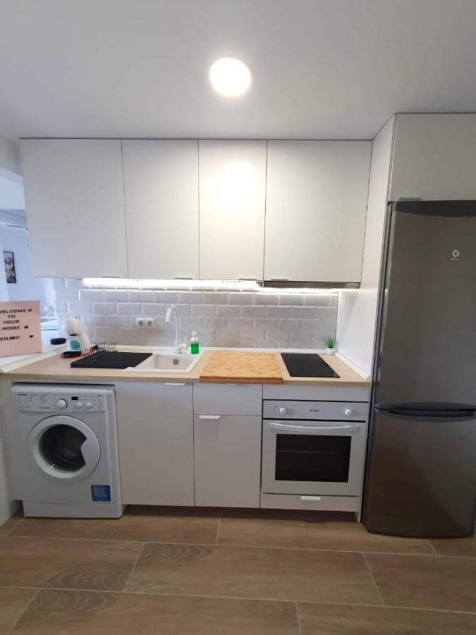 Apartamento Tropical Con Piscina Cerca De La Playa ตอร์เรโมลิโนส ภายนอก รูปภาพ