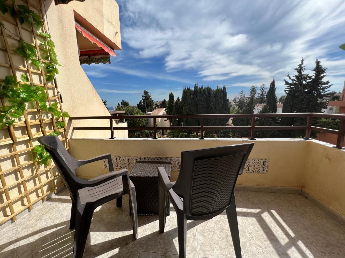 Apartamento Tropical Con Piscina Cerca De La Playa ตอร์เรโมลิโนส ภายนอก รูปภาพ